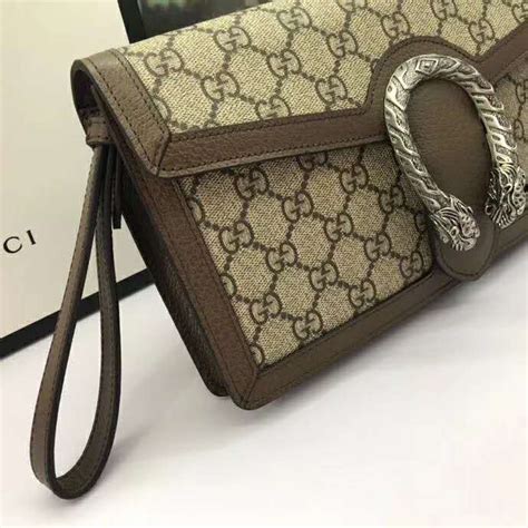 gucci dionysus gg supreme clutch